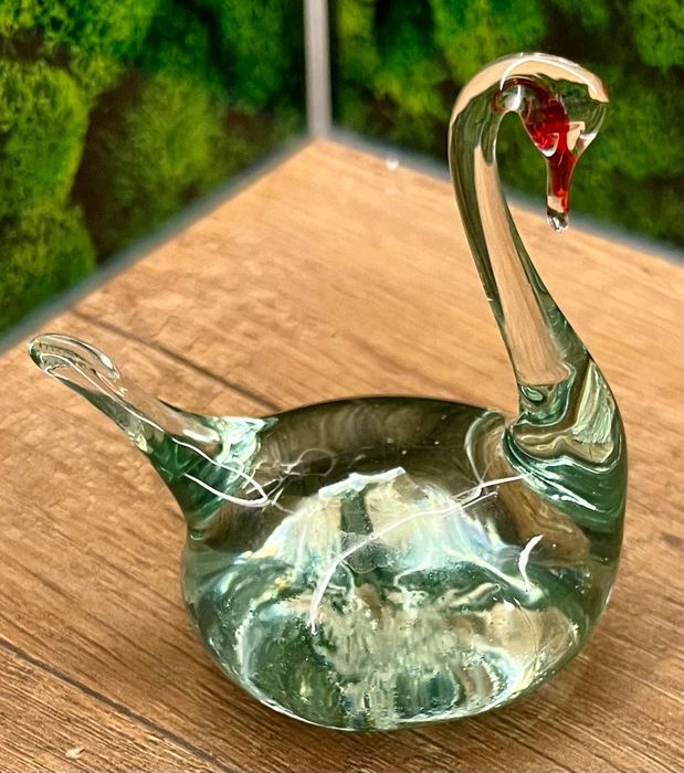 Kryształowa figurka łabędź piękna stan super