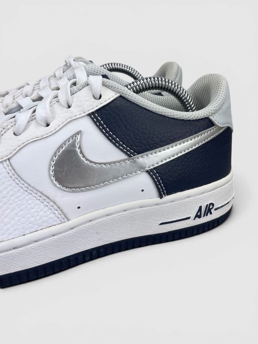 Buty Sportowe Nike Air Force 1 LV8 Biały Granatowy Rozmiar 38