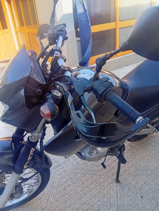 Honda NX400 Falcon