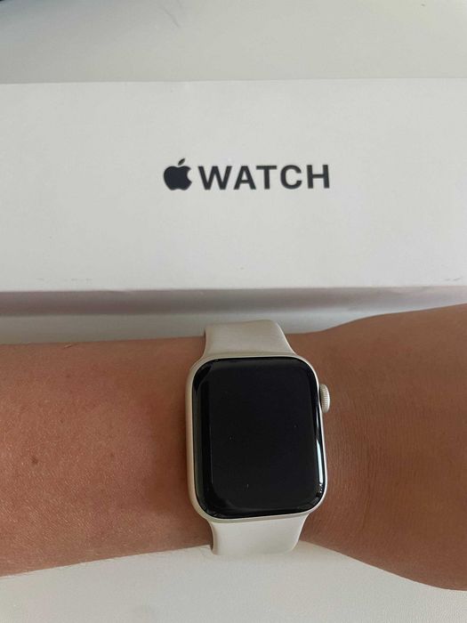 Смарт годинник Apple Watch SE 2 40mm Б/у