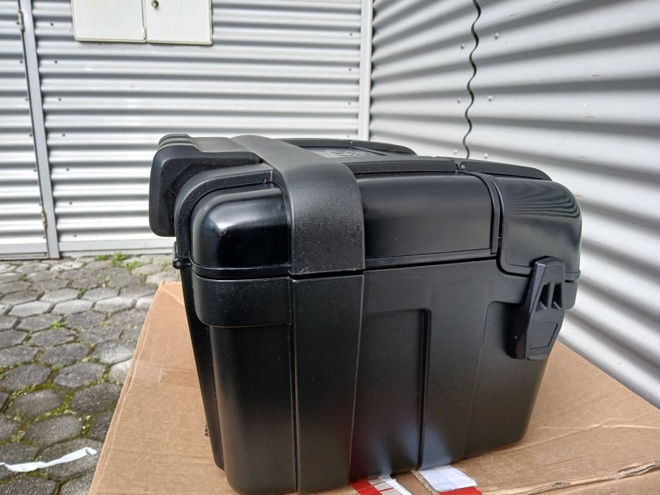 Top case givi trekker