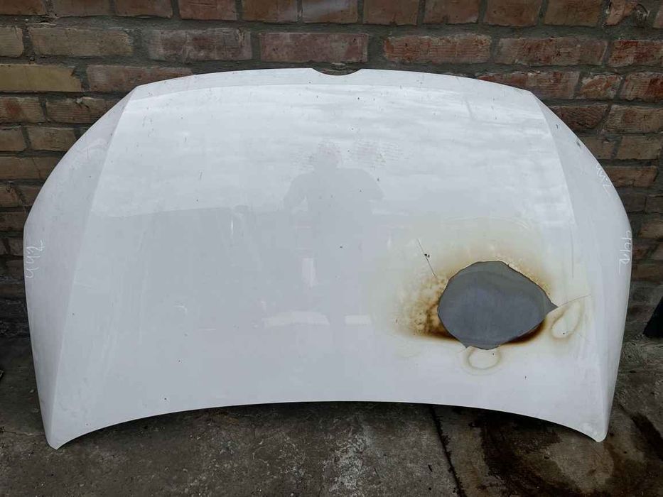 VAG Caddy 10-15 капот дефект KA0442 1T0823031P