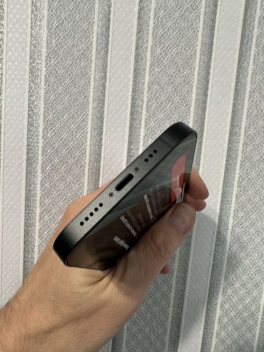 Apple iPhone 13 128 gb. Неверлок, акб 92%