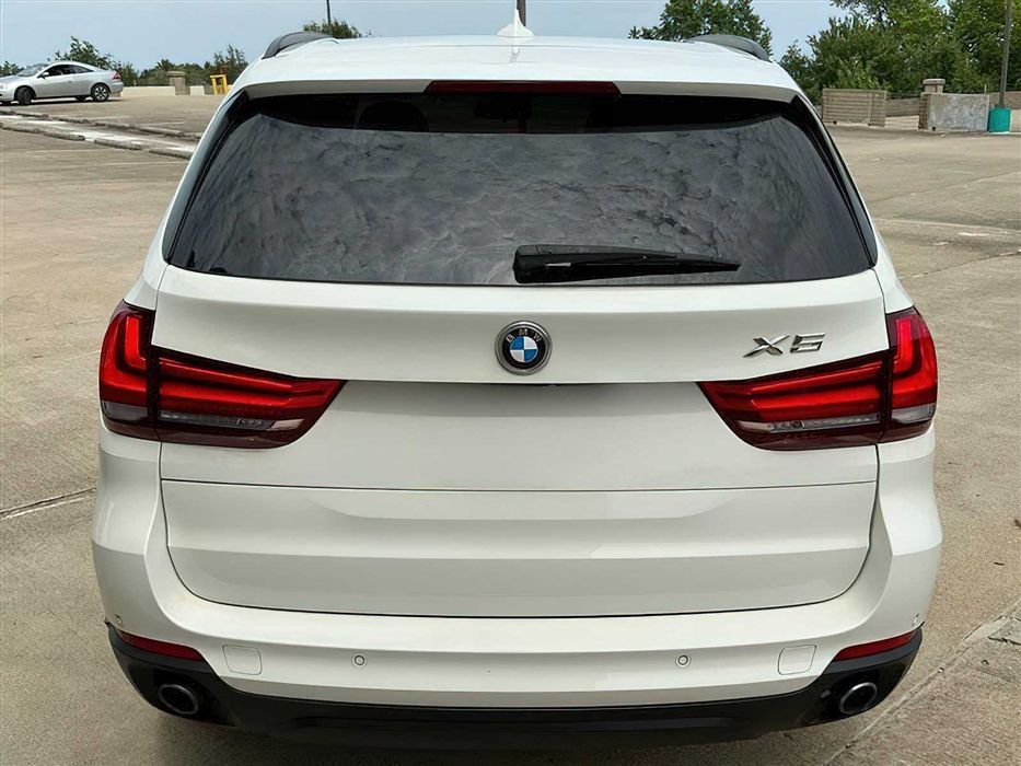 BMW X5      2017