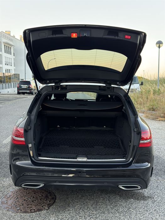 Mercedes C300 de AMG LINE