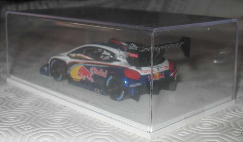 Spark - Peugeot 208 T16 - Vencedor Pikes Peak 2013 - Sébastien Loeb