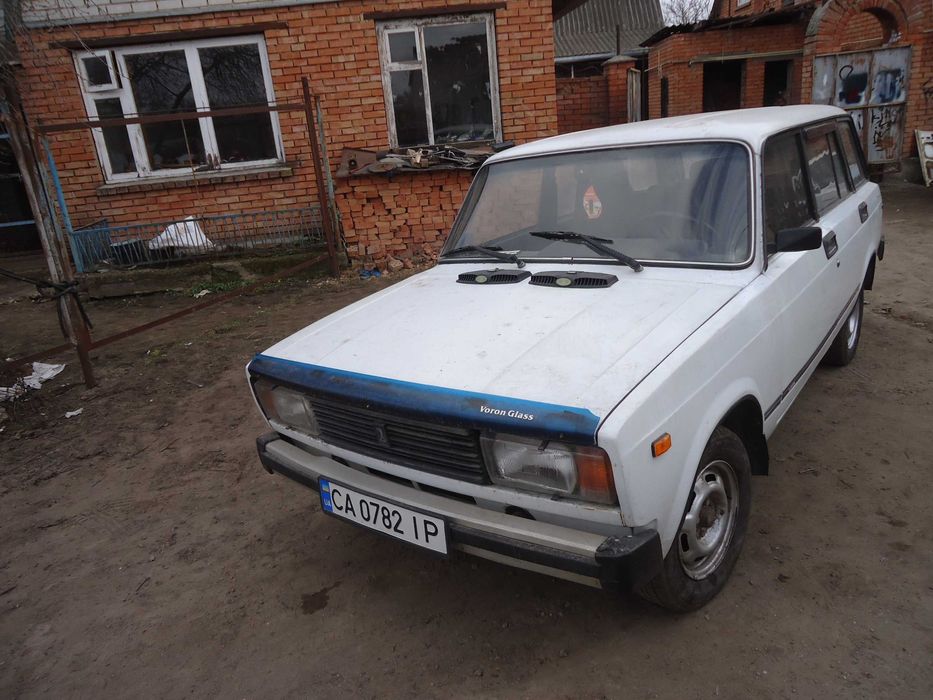продам ВАЗ 2104 білий