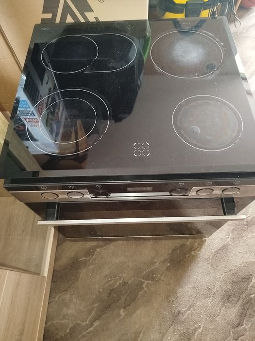 Piekarnik + płyta elektryczna do zabudowy