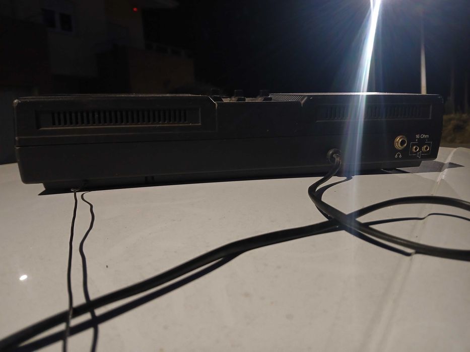 Radio despertador Sanwa 2014