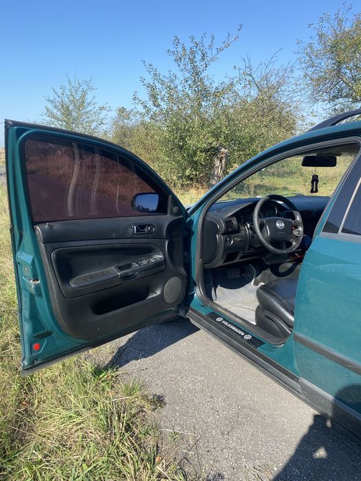 Volkswagen passat b5 1.8 avtomat