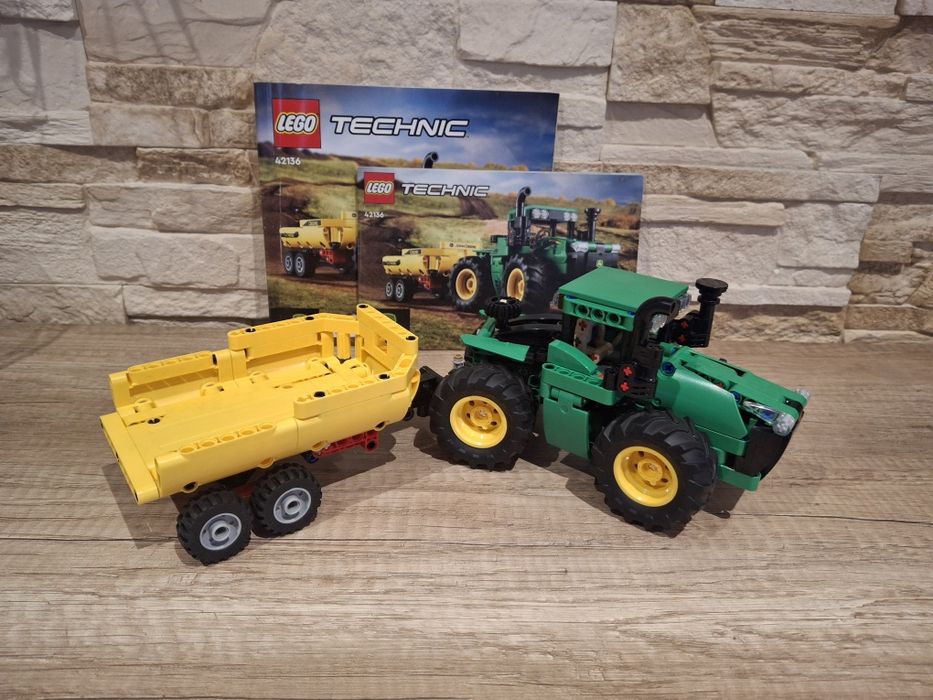 Lego Technic 42136 Traktor John Deere