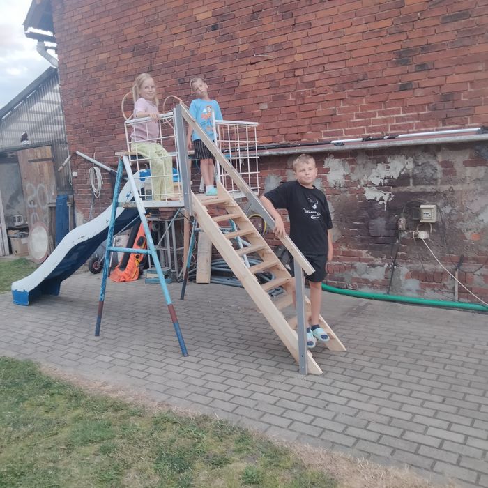 Zjeżdżalnia dla dzieci