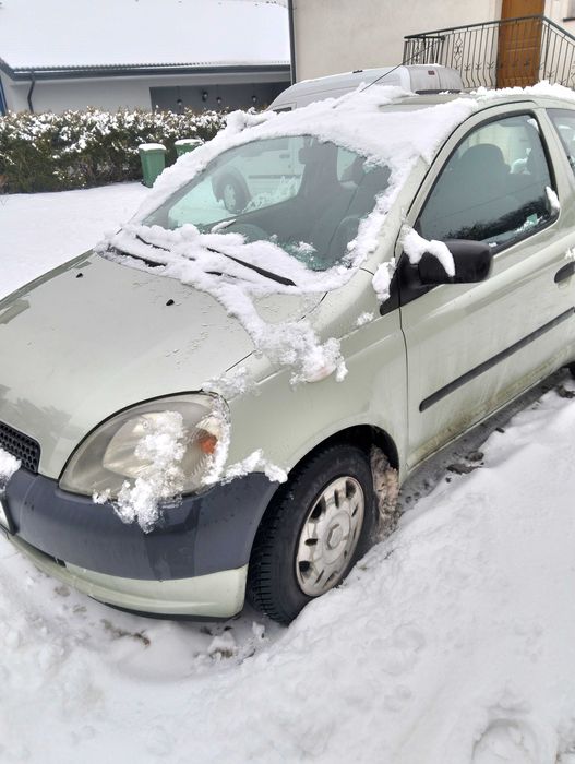 Toyota Yaris benzynka