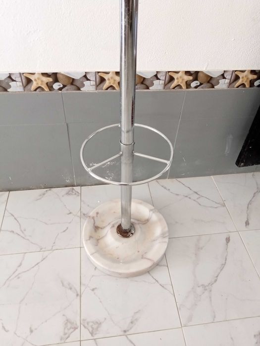 Bengaleiro - pe de marmore