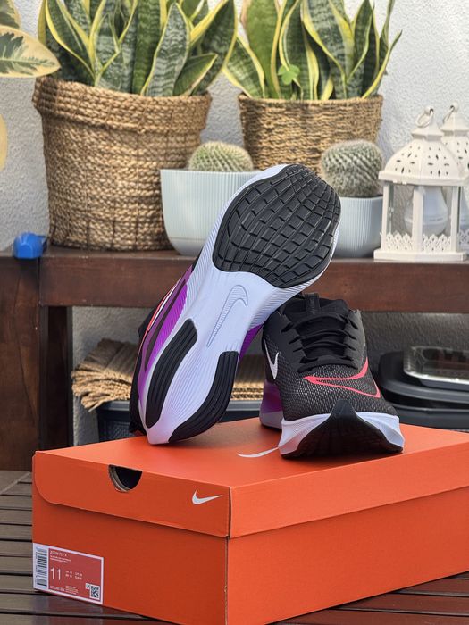 Nike Zoom Fly 4 - Carbono - Novos