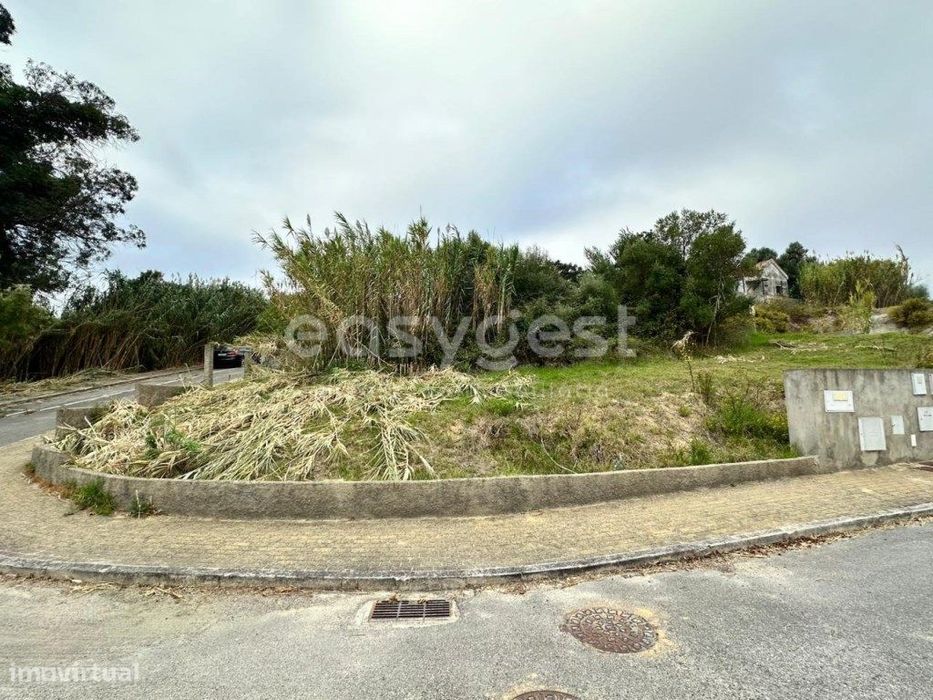 2 Terrenos urbanos para construção de moradias geminadas Costa da C...