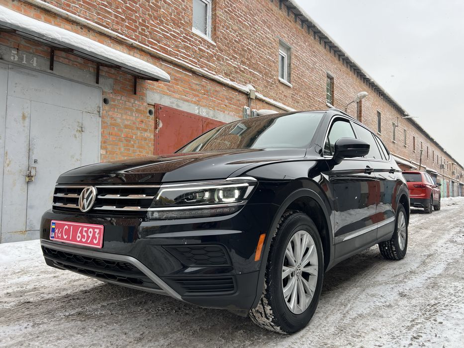 VW Volkswaget Tiguan  SE Allspace Шкіра/підігріви /Carplay /Android Au