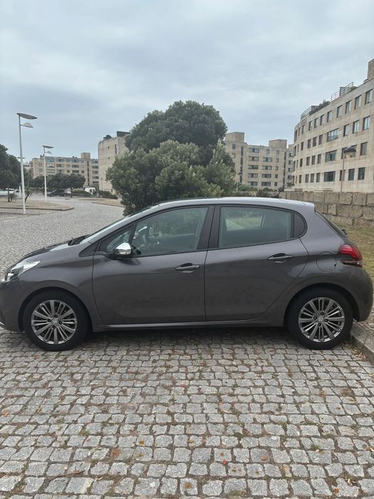 Peugeot 208 PureTech 82 Start & Stop Active