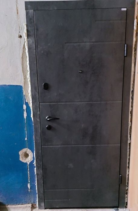 Продам 2х- комнатную квартиру в центре города. 5200