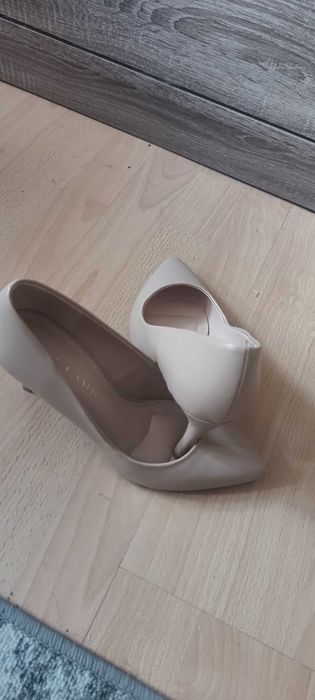 Sprzedam buty damskie
