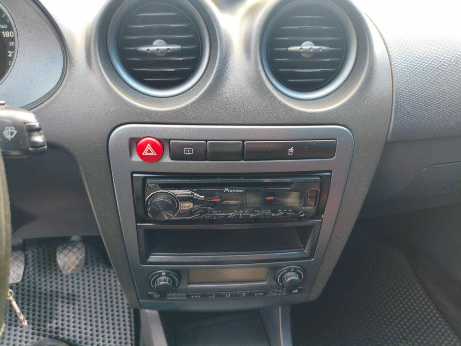 SEAT Cordoba 2008 VIN VSSZZZ6LZ8R140292 фото оголошення 18 з 23