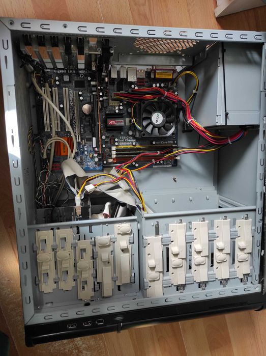 Komputer PC RAM - 3 GB ddr2 cpu - amd chipset amd płyta główna -amd