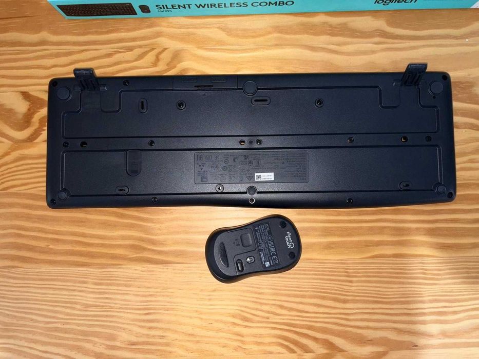 Teclado + Rato LOGITECH MK295 (Wireless - Teclado Numérico)