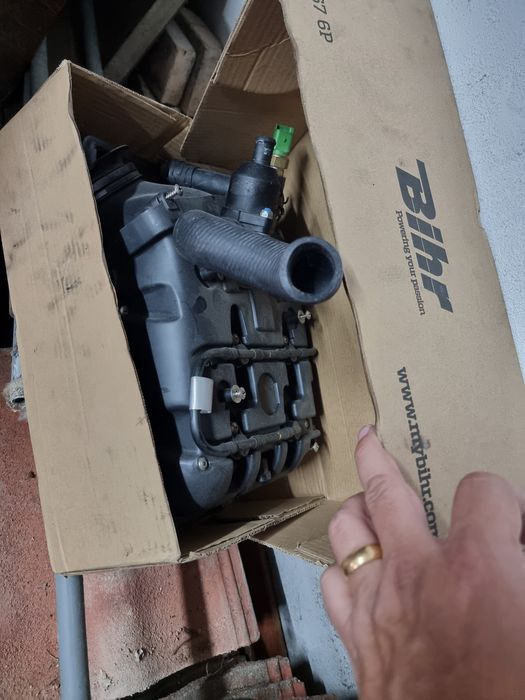 Motor aprilia rsv4 rr 1000cc