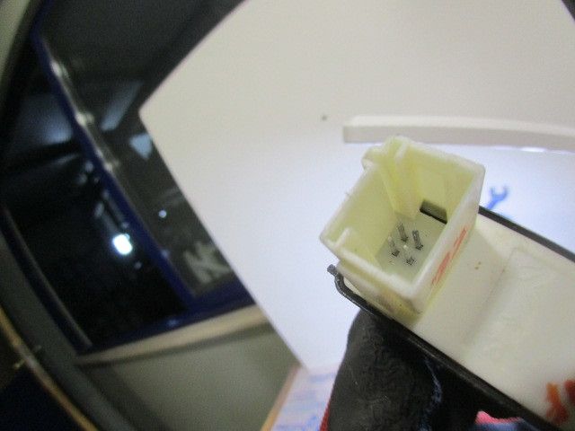 Comando / botão / interruptor vidros frente direito OPEL Corsa F