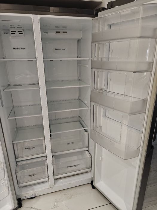Lodówko-zamrażarka LG Side-by-Side Door-in-Door ThinQ 625L GSJ470DIDV