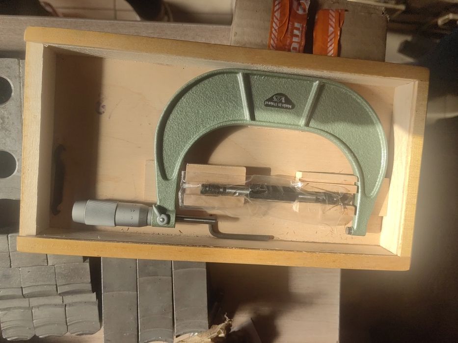 Mikrometr od 100 do 125