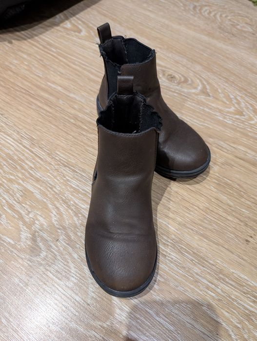 Чобітки  на дівчинку