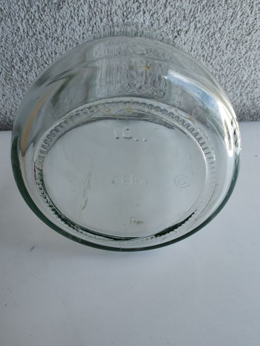 Słoiki  sztuk 10 o  pojemności 900 ml