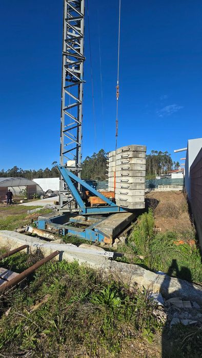 Vende se Grua Tecno 20x24