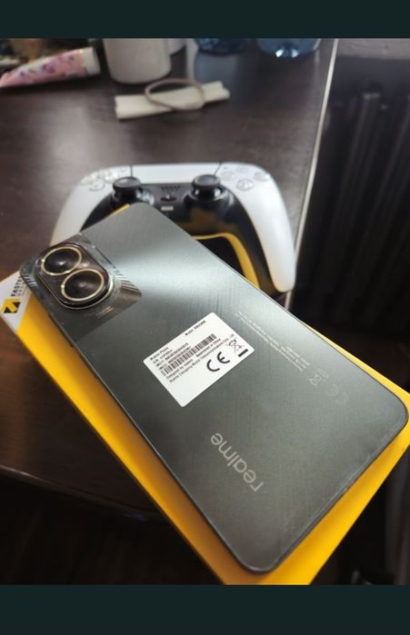 Realme C67 8/256 GB, 7etui, 4szkła
