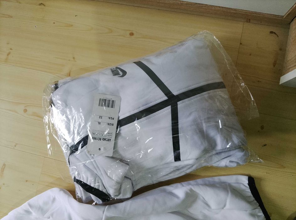 Dres meskie.