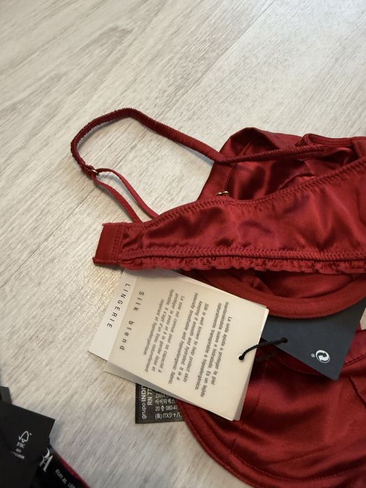 Білизна zara шовк
