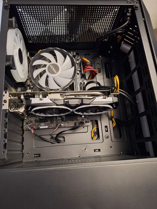 Zestaw PC, Core i5-9500, RTX 3050, 16GB,  SSD