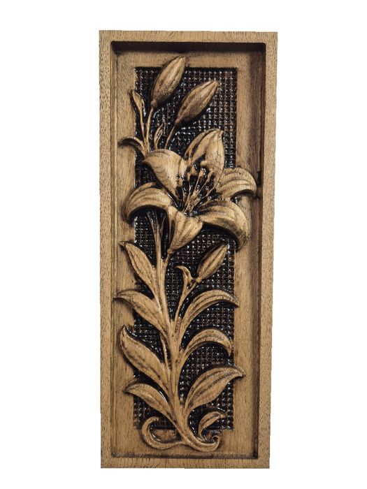 Lilia – dekoracja ścienna z drewna dębowego 13,5 x 34 cm