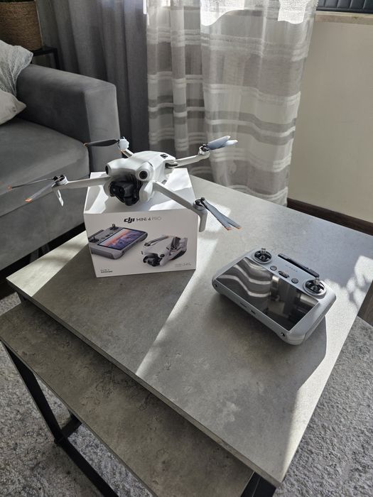 Dron dji mini 4 pro