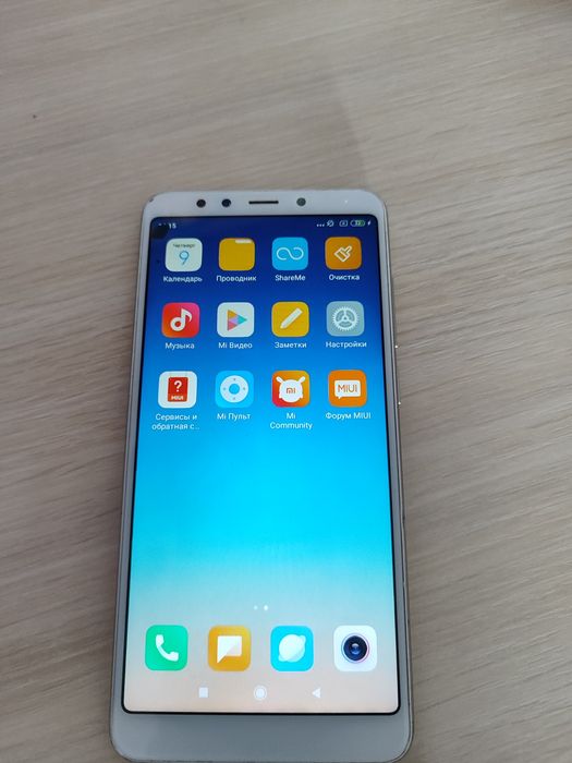 Redmi 5 повністю справний