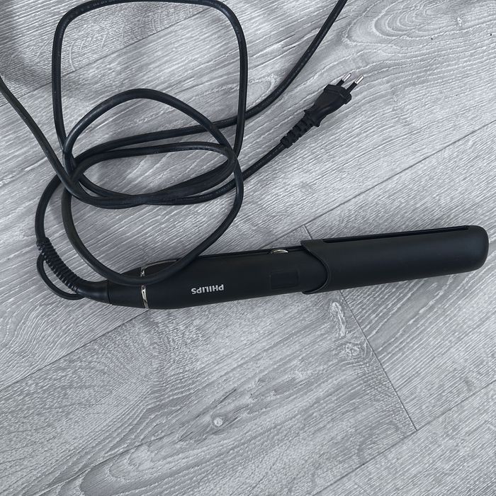 Випрямляч для волосся Philips