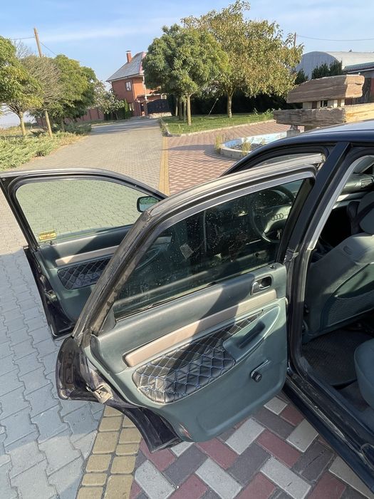 авто audi a4 1.6 бенз