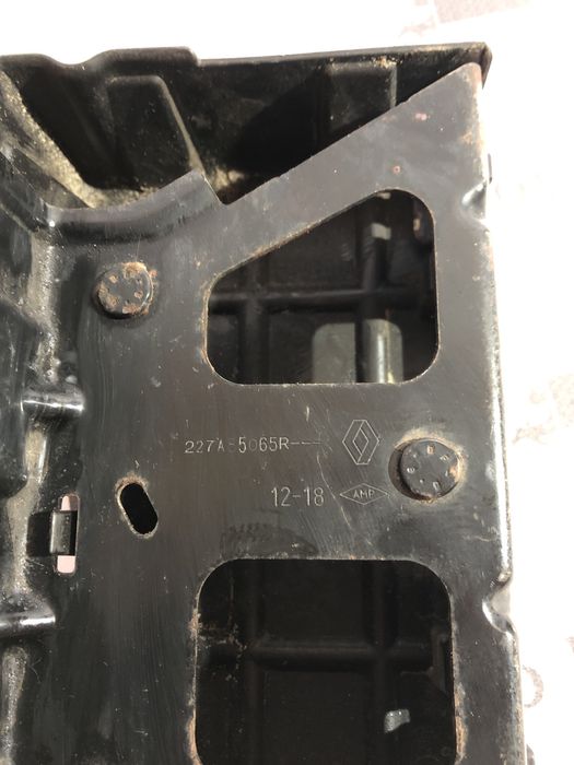 Кришка, кріплення датчика NOX на рамі Renault Master 3, Opel Movano