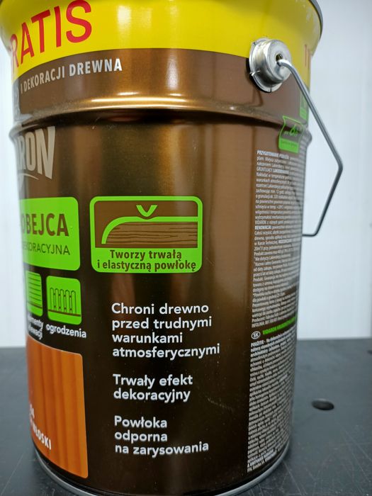 Lakierobejca Vidaron orzech włoski L 04.  5 litrów