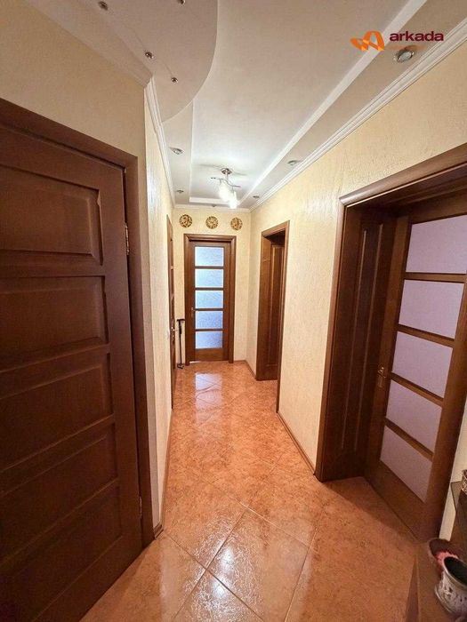 Продаю 2кімнатну квартиру з ремонтом. 69м2.