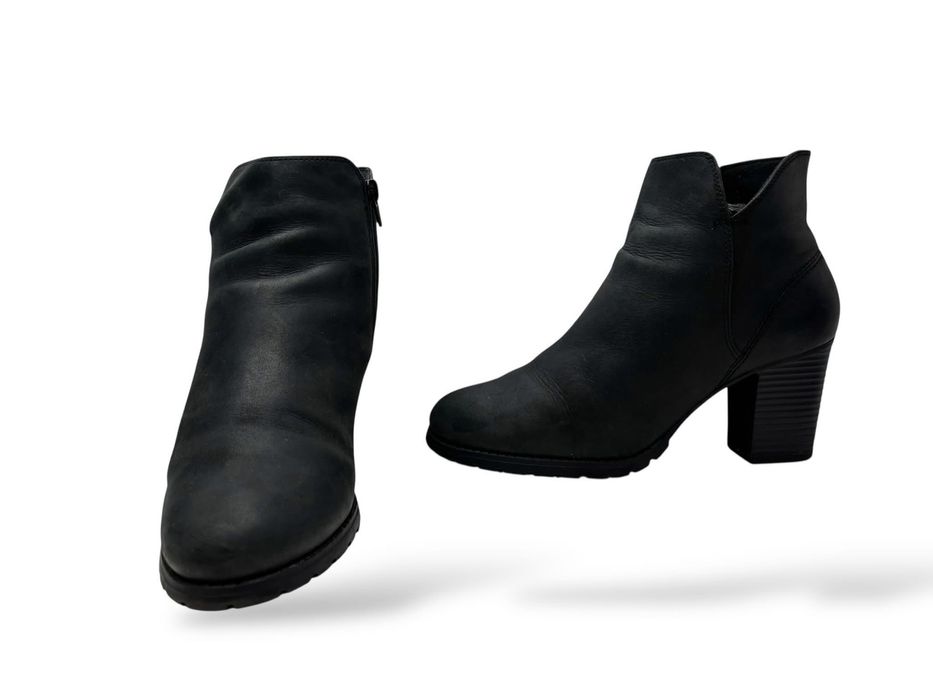 Botki skorzane delikatnie ocieplane Clarks rozmiar 41