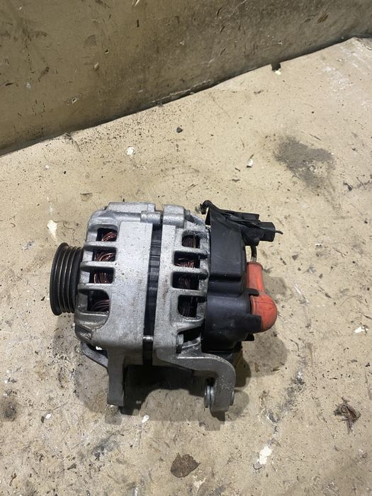 Alternator Nissan note e11 1.4