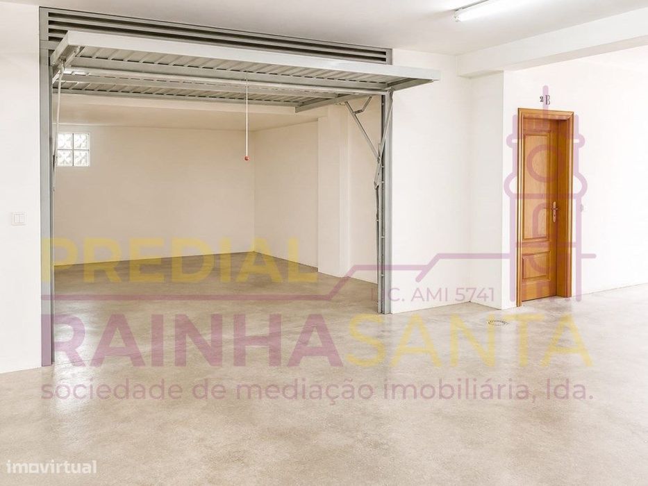 Apartamento T2 com Garagem em Box - S. Martinho do Bispo, Coimbra