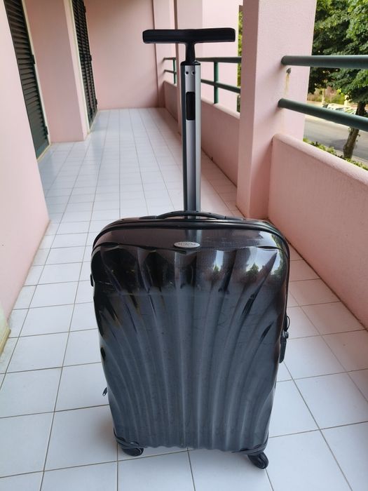 modelo icónico C-Lite Spinner da Samsonite